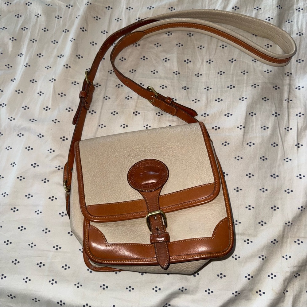 Vintage Dooney & Bourke Surrey crossbody bag All-Weather Leather